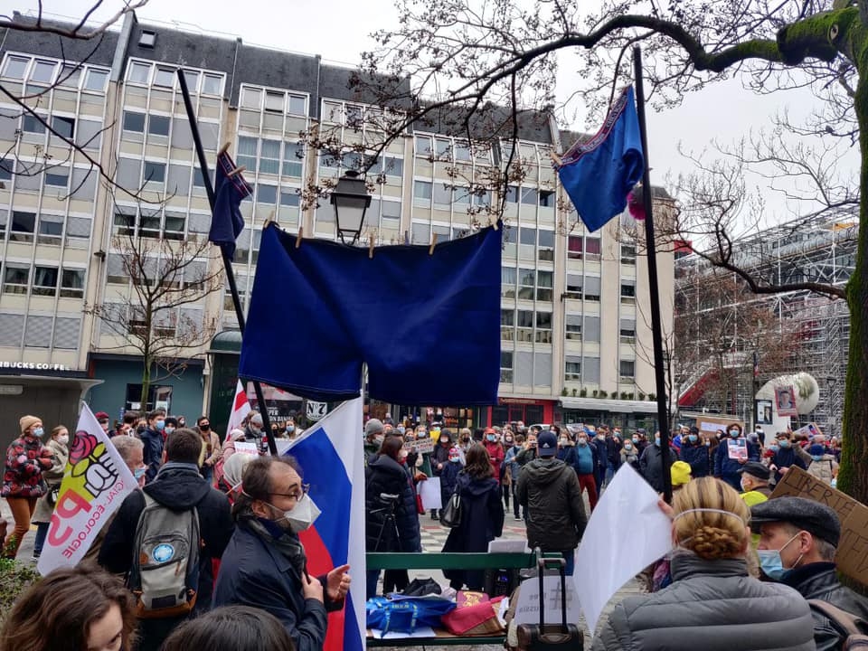 Протестующие в Париже