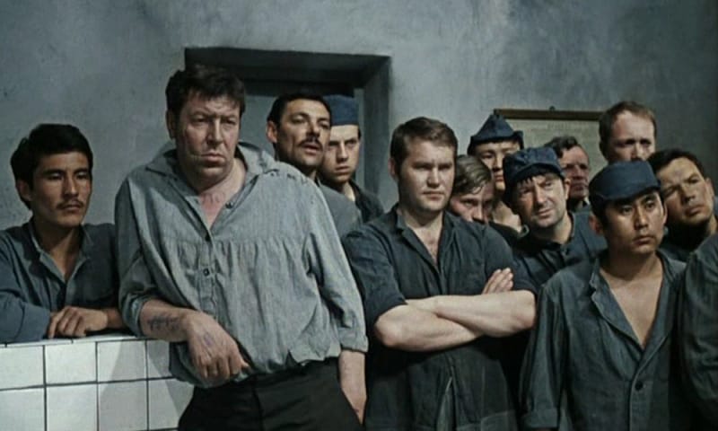 «Нет судов. Нет свиданий. Нет передач». Ольга Романова о том, как российские заключенные лишились последних прав из-за коронавируса