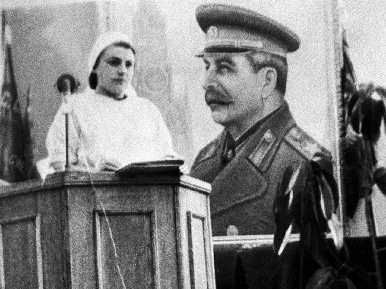 Явка с диагнозом. Медиков уже заставляли делиться с властями врачебной тайной, и вот к чему это привело в СССР